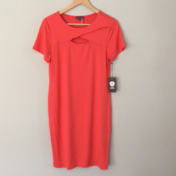 Vince Camuto Dresses & Skirts - Vince Camuto cross front mini dress